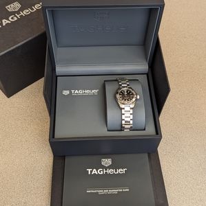 Tag Heuer Women's 300M 'Aquaracer' Time Piece